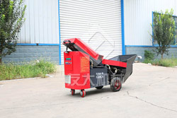 小型混凝土输送泵泵送混凝土应注意什么？